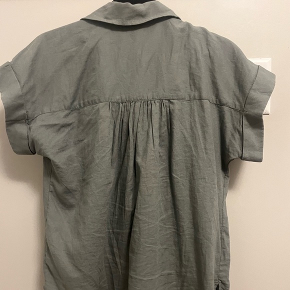 Caslon Linen Blend Button Down Shirt | XS - Picture 5 of 7
